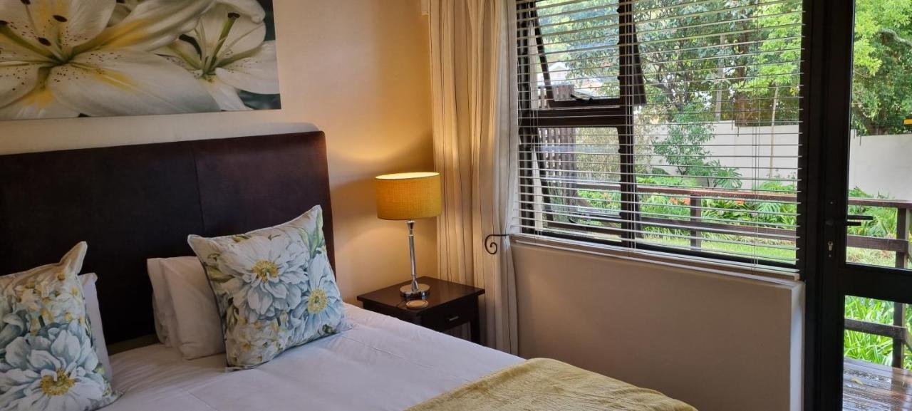 Somerzicht Guest House Съмърсет Уест Екстериор снимка