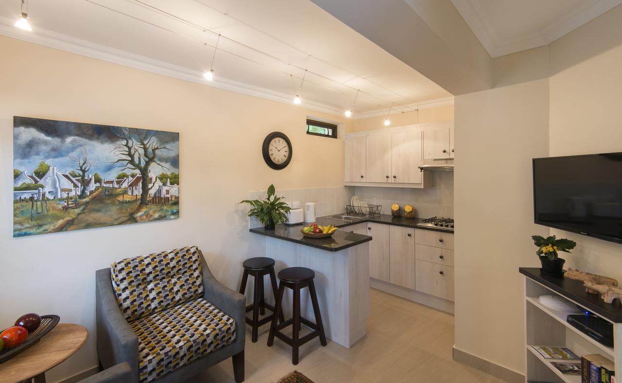 Somerzicht Guest House Съмърсет Уест Екстериор снимка